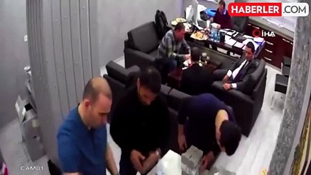 CHP İstanbul İl Başkanlığı'nda çekilen 'para sayma' görüntülerine ilişkin soruşturmada Maltepe Belediye Başkanı Ali Kılıç ifade verdi