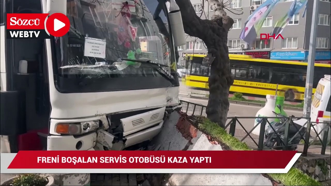 Freni boşalan servis otobüsü, minibüs ile binanın girişindeki korkuluklara takıldı