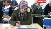 Yalova'da 'öğrenmenin yaşı yok' diyen kadınlar artık okur-yazar