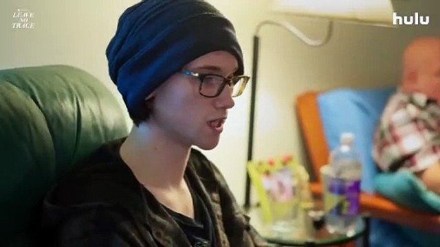 Sans laisser de trace Bande-annonce (EN)