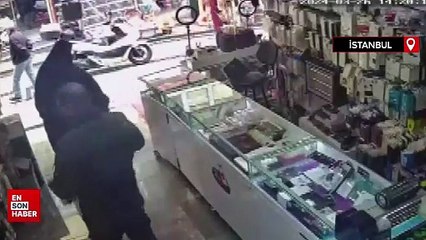İstanbul Fatih'te telefon kılıfı kavgası