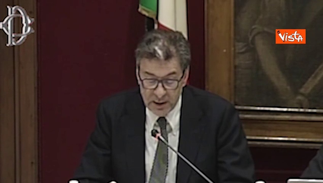 Giorgetti su privatizzazione Poste: "La quota del Mef vale 4,4 miliardi"