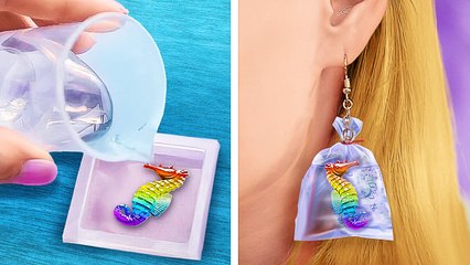 Easy Resin Jewelry  ✨ Super Cute DIYs To Try At Home With Epoxy