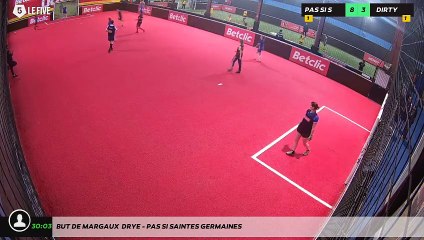 But de Margaux  Drye - Pas Si Saintes Germaines