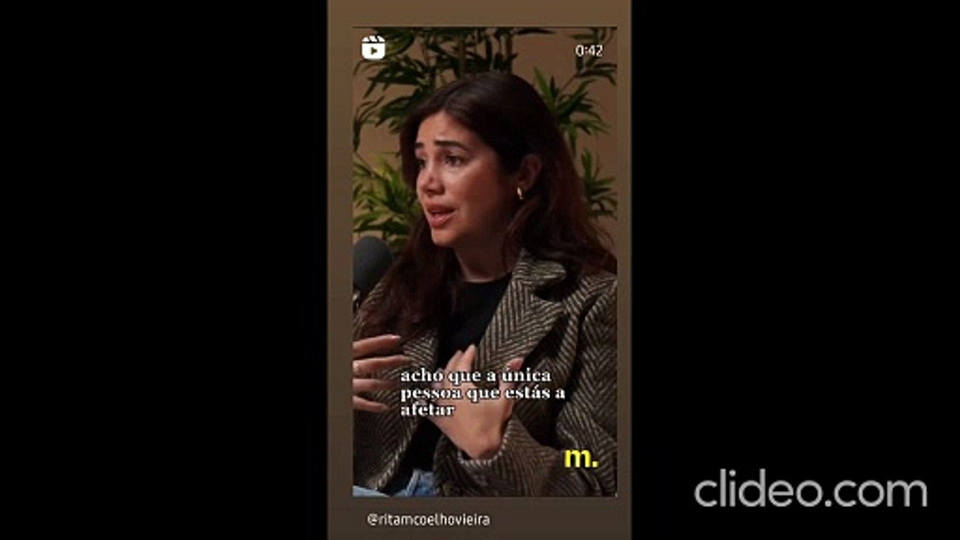 Mia Rose no podcast