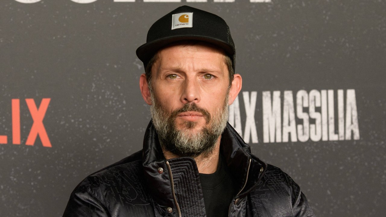 GALA VIDEO - Nicolas Duvauchelle : quelles relations entretient-il avec son ex Ludivine Sagnier ?