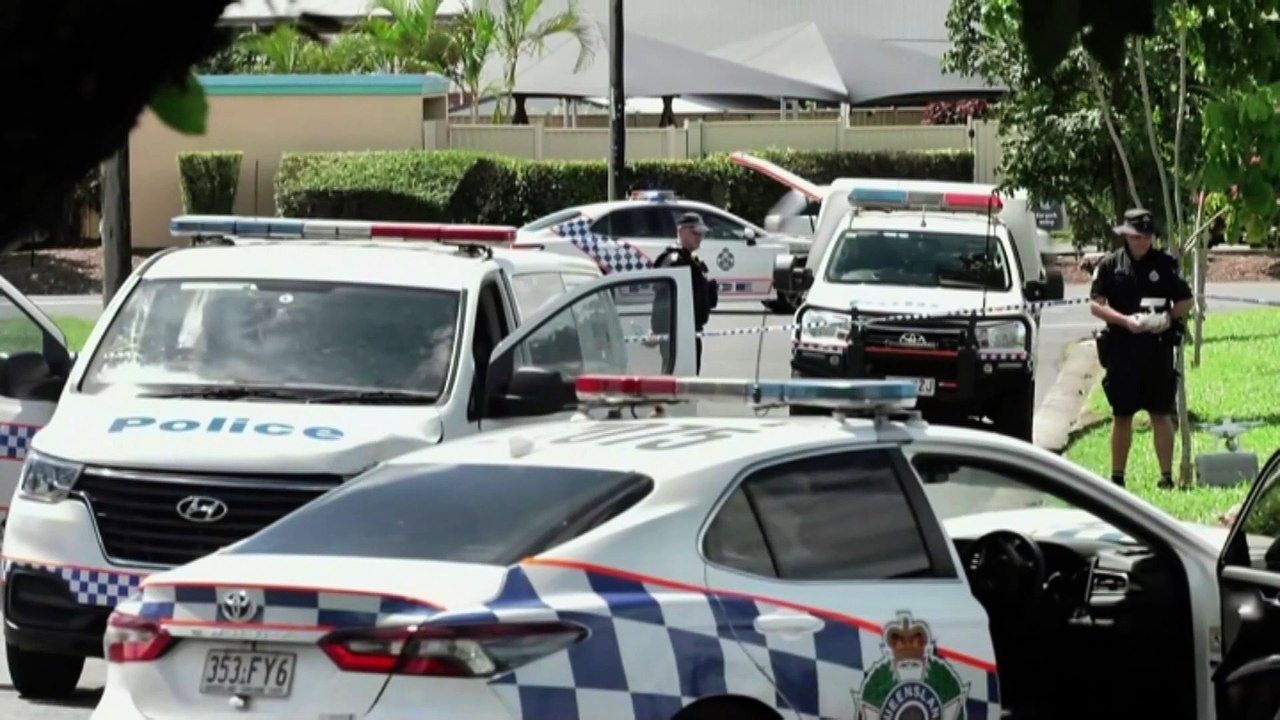 Man shot by police after dramatic chase in Cairns - video Dailymotion