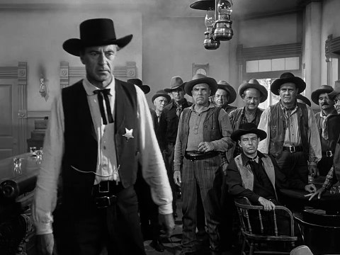 Le train sifflera trois fois Bande-annonce (RU)