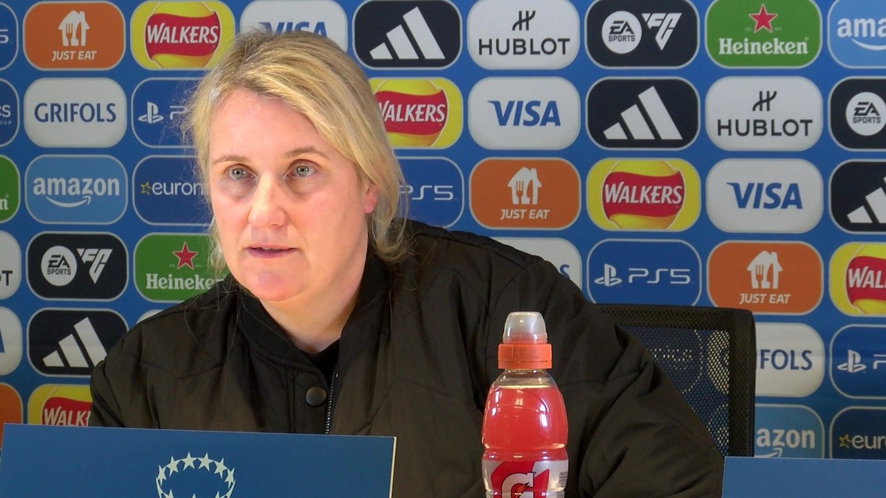 Emma Hayes's Chelsea are through to the Women's Champions League Semi-Finals