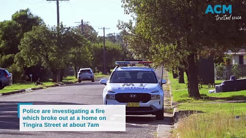 WATCH: Police investigate early-morning house fire in West Tamworth. Video by Gareth Gardner
