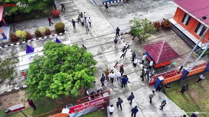 Presiden Jokowi Tinjau Stok Beras dan Serahkan Bantuan Pangan di Tolitoli