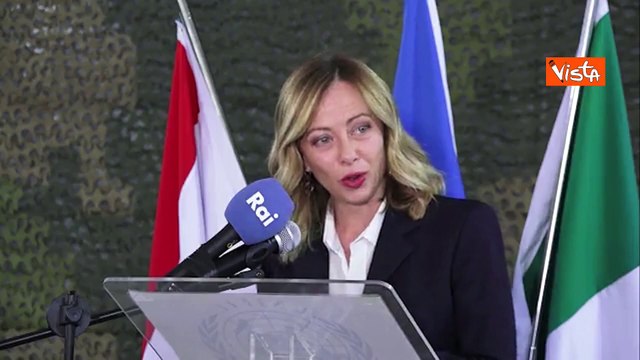 Meloni in Libano incontra contingente italiano: Missione Unifil indispensabile per il nostro Paese