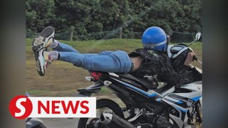 Johor cops nab biker performing stunts on NSE