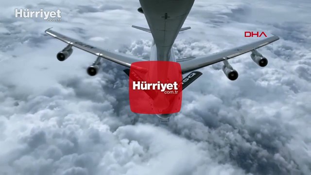 Hava Kuvvetleri’nin tanker uçağı, NATO uçağına yakıt ikmali yaptı
