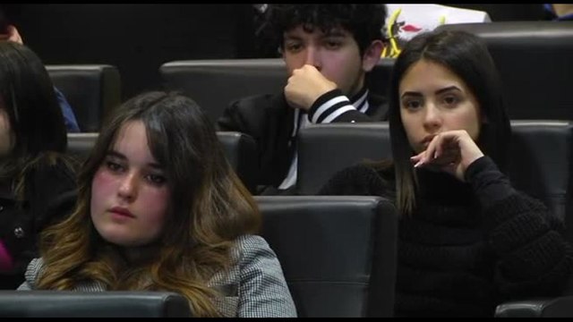 Eni, Think about tomorrow: orientamento per studenti delle scuole
