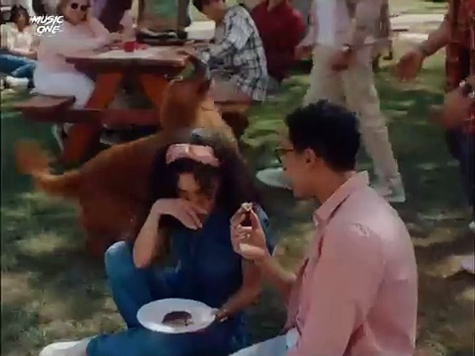 عمرو دياب فاكره