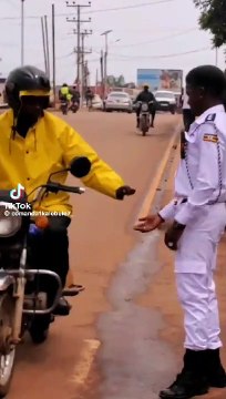 Is ke sath hath ho gya