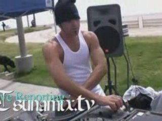 DJ Hymn Venice Beach