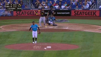 ¡Rowdy Tellez conecta HR de 3 carreras para que Pirates le de la vuelta al juego en la séptima!
