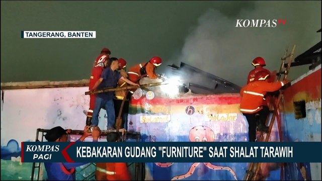 Gudang Produksi Furniture Ludes Terbakar, 7 Unit Mobil Damkar Diterjunkan ke Lokasi