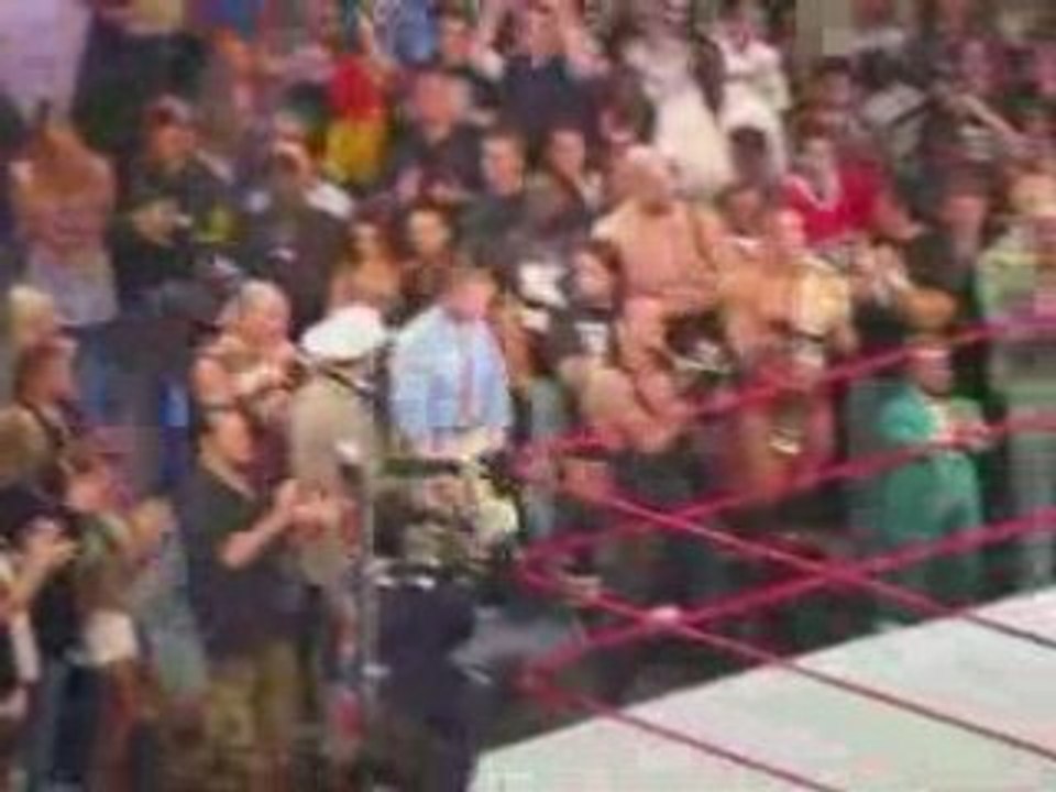 Fin du Raw du 01.04.08 - Ric Flair