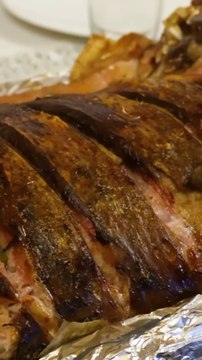 Azerbaijani chef Cook Giant Fish barely Fit in the Furnace! With lemon Juice Meat is Just Delicious!