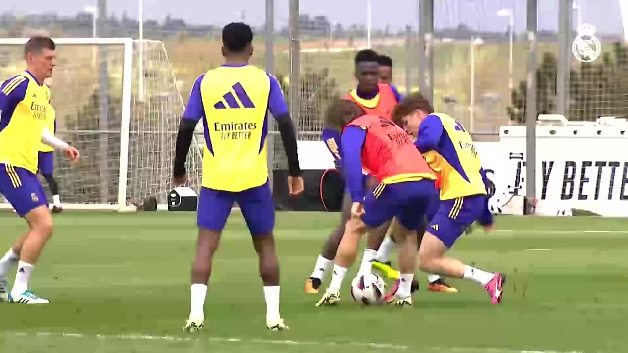 El Real Madrid entrena ya con todos sus internacionales