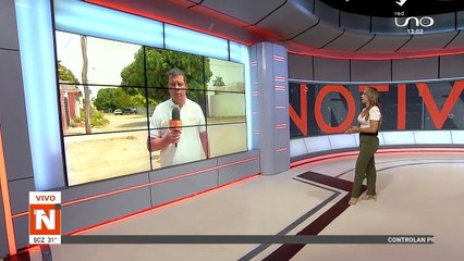 Pareja de ladrones robaron garrafas y huyeron en vagoneta