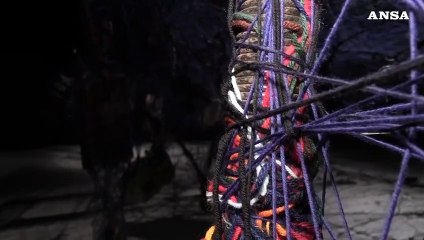 Il Pirelli HangarBicocca svela l'arte di Nari Ward con "Ground Break"