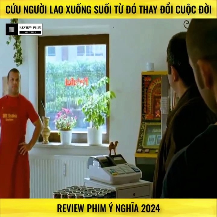 Review Phim - Cứu Người Lao Xuống Suối Từ Đó Thay Đổi Cuộc Đời
