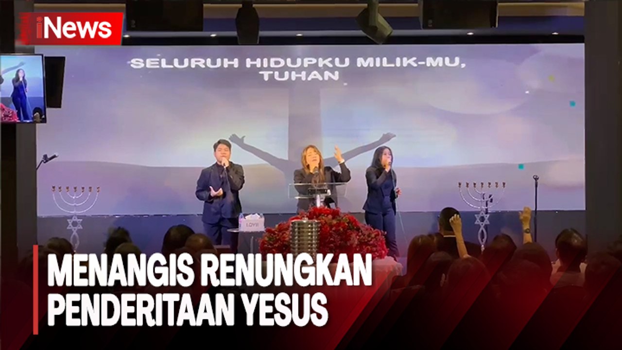 Khusyuknya Ibadah Jumat Agung, Umat Kristiani d...