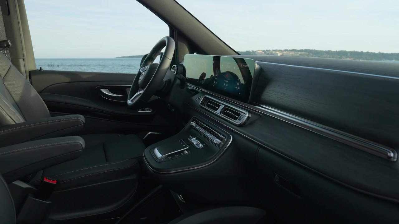 Der neue EQV und die neue V-Klasse von Mercedes-Benz - MBUX Infotainmentsystem- intelligent, interaktiv und individuell