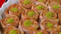 10 Dakikada Bayram Tatlısı  Az Malzemeli Pratik Gül Baklava Tarifi