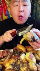 Eating mukbang Girl eat like a Man