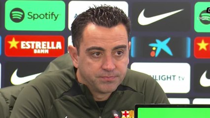 Descargar video: Xavi cree que Lamine y Pau Cubarsí pueden marcar una época en el fútbol mundial