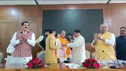 अमरवाड़ा कांग्रेस विधायक कमलेश शाह भाजपा में शामिल