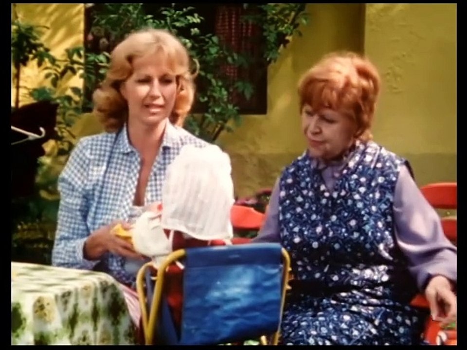 Drei Damen vom Grill - Ganze Serie - Staffel3/Folge 8  'Klappe zu, Affe tot' - 1982