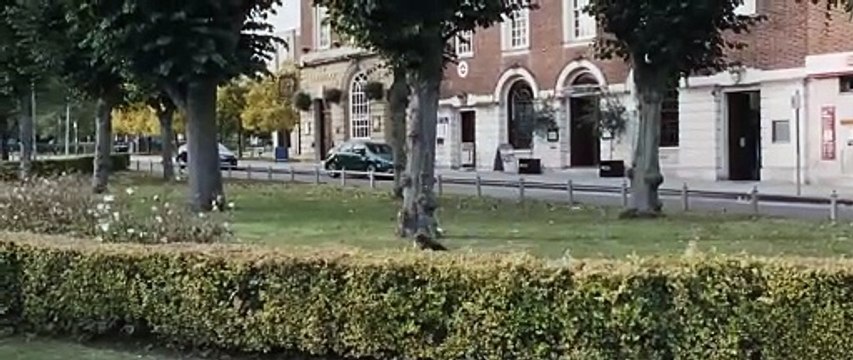 Le Dernier Pub avant la fin du monde Bande-annonce (IT)