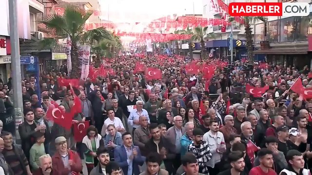 Özgür Özel'den Bana abla mabla demeyin diyen Akşener'e yanıt: Canı sağ olsun, ablam benim