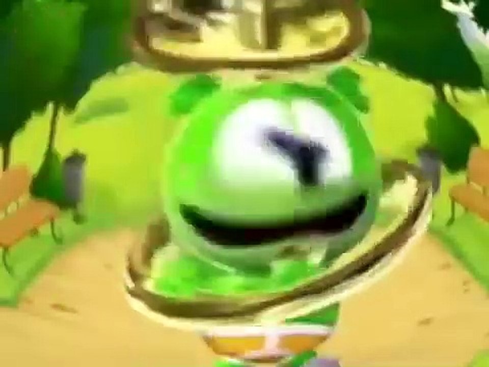 Gummibär FISH EYE VIEW German Gummy Bear Song