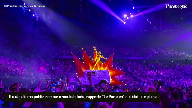 PHOTOS EXCLU Mika, sans limite sur scène, assure un show dingue et transcende le public