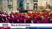 El papa Francisco preside la celebración de la Pasión de Cristo en el Vaticano