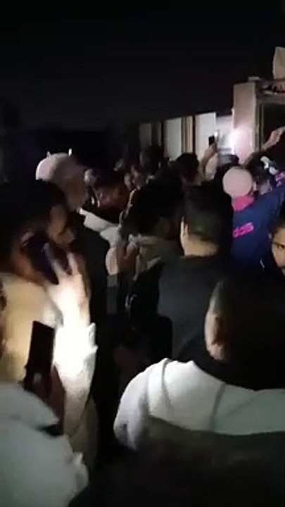 إنهيار والدة "فتاة البراجيل" في تشيع جثمانها :سبتيني ورحتي فين يا رحاب