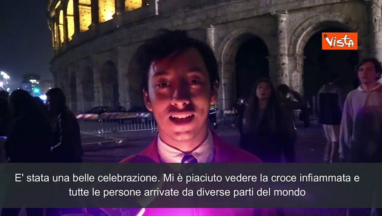 La Via Crucis al Colosseo, le voci dei fedeli: "E' stata una bellissima celebrazione"