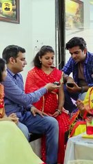 औरत ही औरत की दुश्मन है? || आचार्य प्रशांत