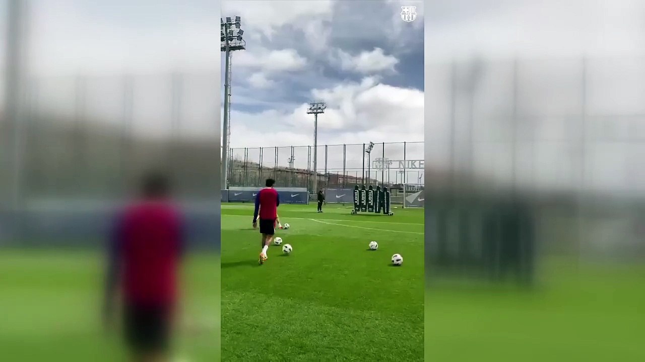 João Felix'ten serbest vuruş dersleri!