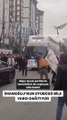 Ekrem İmamoğlu'nun seçim otobüsünden 'rabia' işareti yapanlara akaryakıt fiyatlarını hatırlatarak cevap verildi