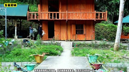 Father and son go fishing in the stream, living a leisurely life