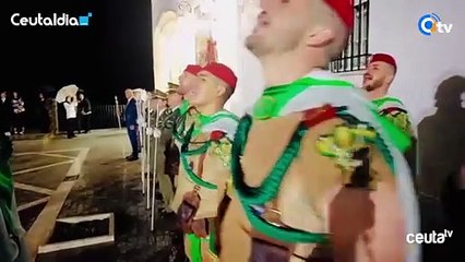 La lluvia no puede con los Regulares y la Hermandad de la Vera Cruz en Setenil de las Bodegas