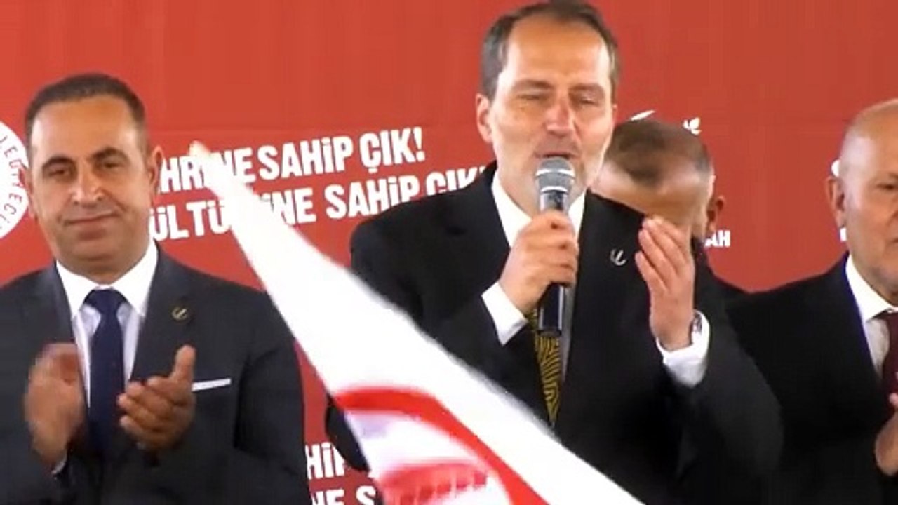 Sular durulmuyor! Erbakan, AK Parti'ye kafayı taktı